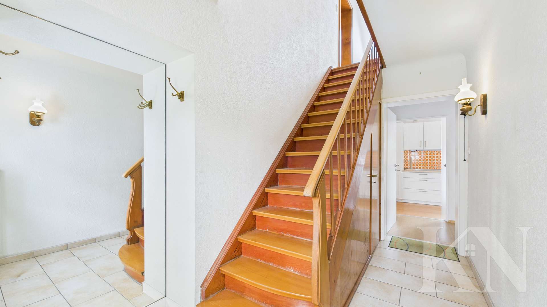 Eingangsbereich / Treppe